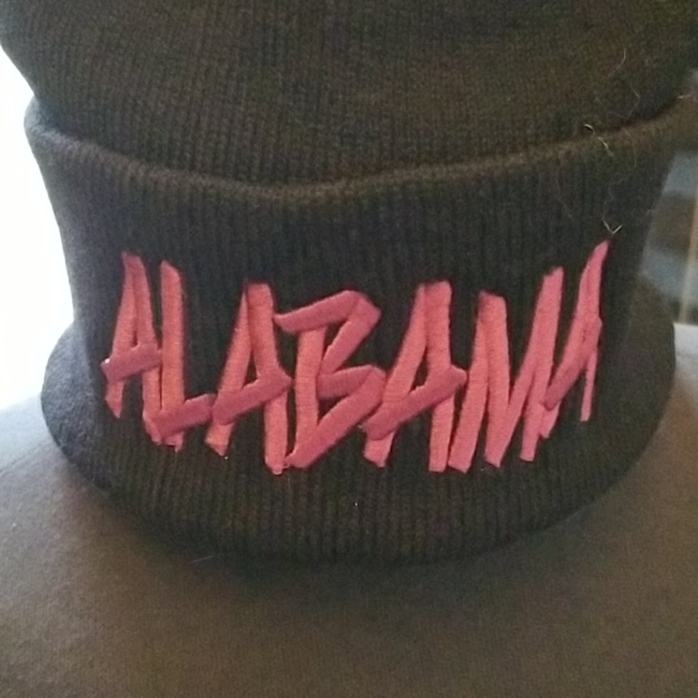 ALABAMA FANS BLACK /Red Toboggan one size.